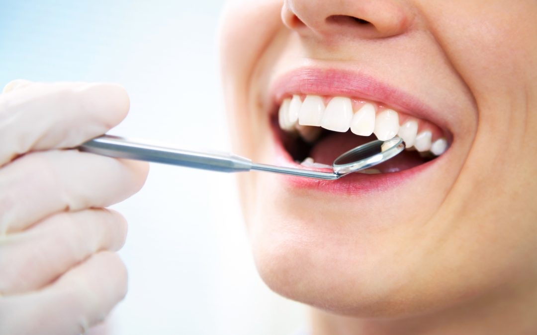 La importancia de acudir anualmente al dentista